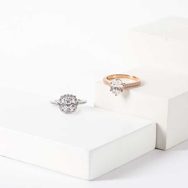 oval vs cushion cut engagement rings
